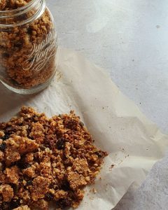 granola con avena e datteri